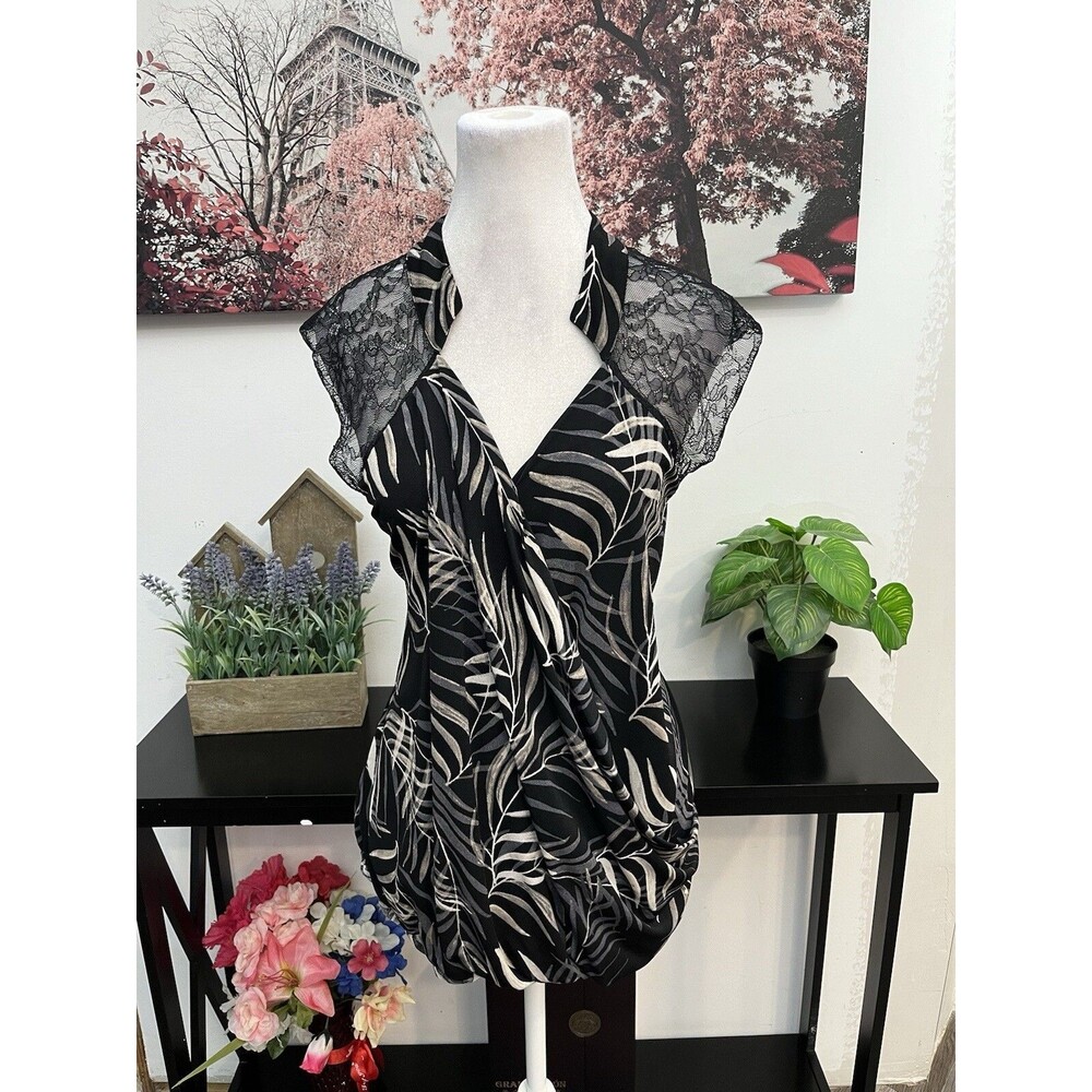 Cato Faux Wrap Top Blouse Women Medium Black Palm Leaf Print Lace Shoulder 22/24